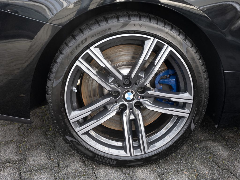 BMW M850 2025