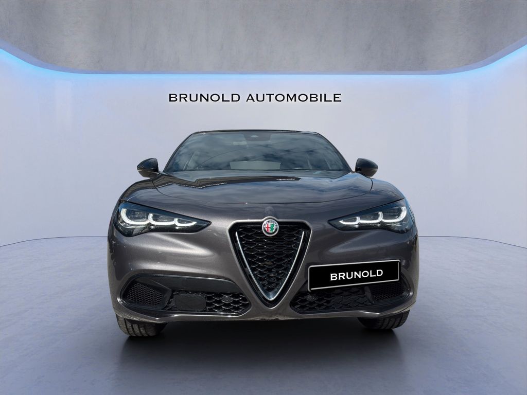 Alfa Romeo Stelvio 2023