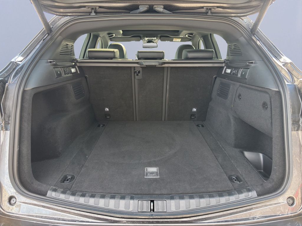 Alfa Romeo Stelvio 2023