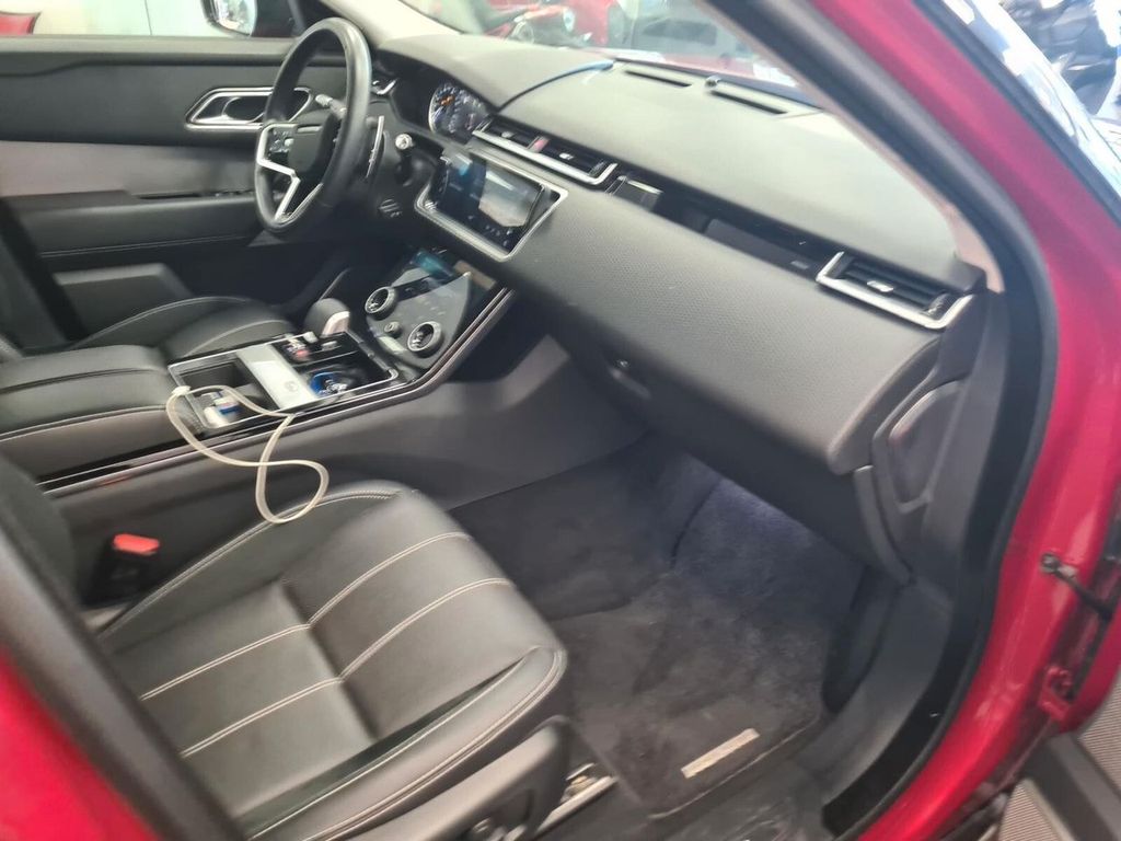 Land Rover Range Rover Velar 2021