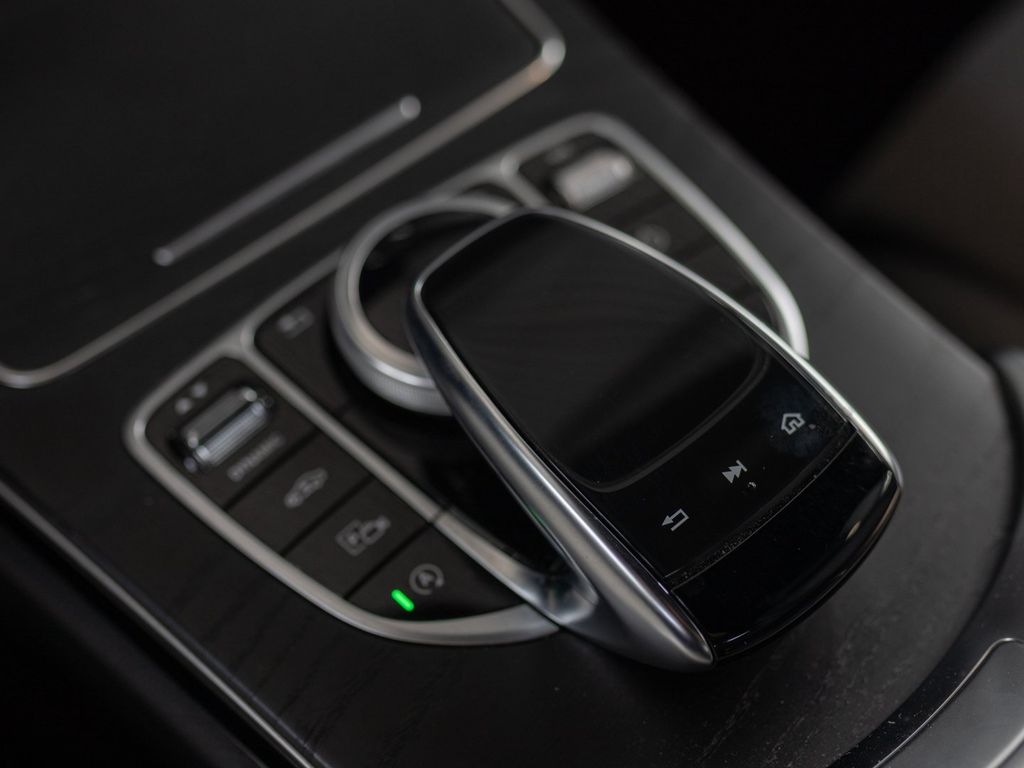 Mercedes-Benz C 300 2019