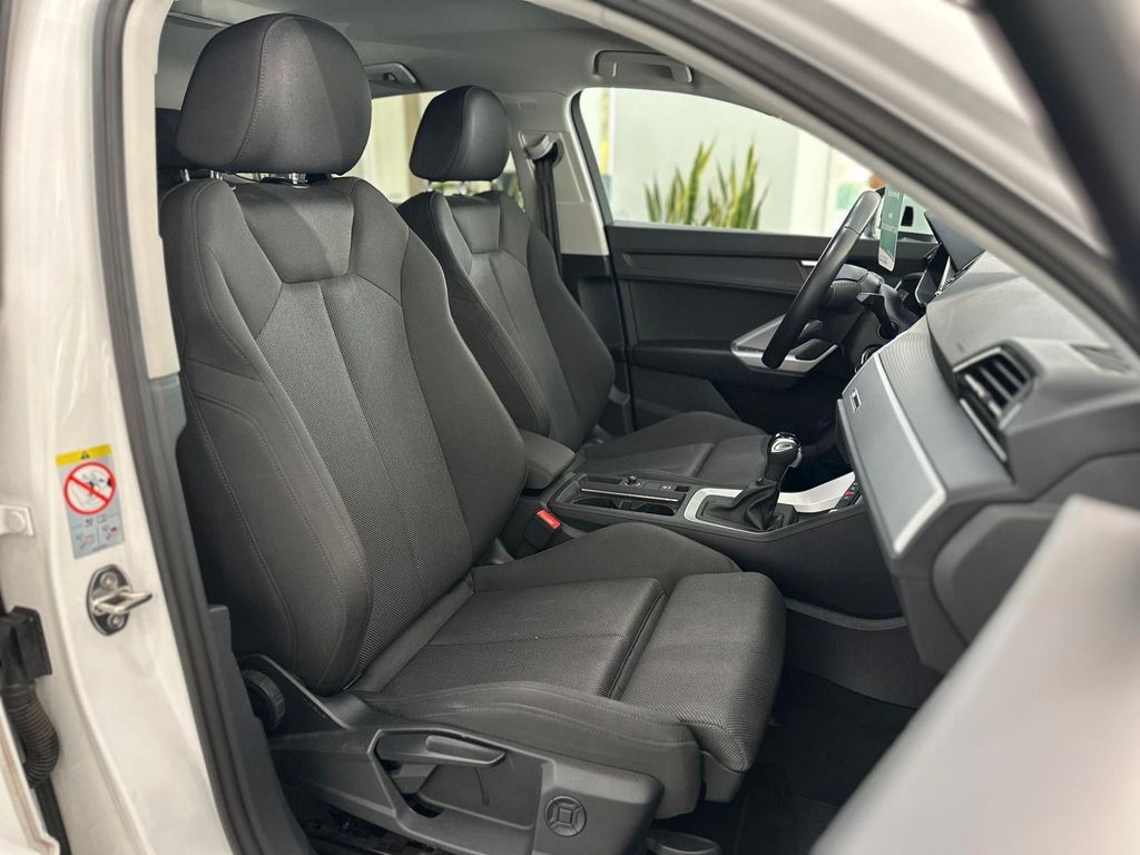 Audi Q3 2021