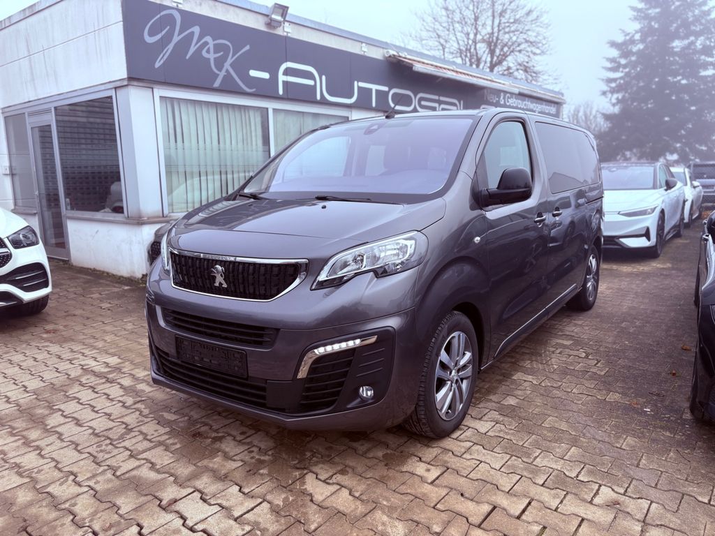 Peugeot Traveller 2022