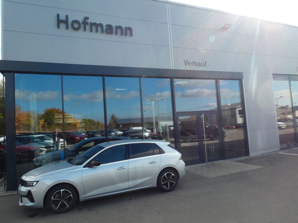 Opel Astra 2024