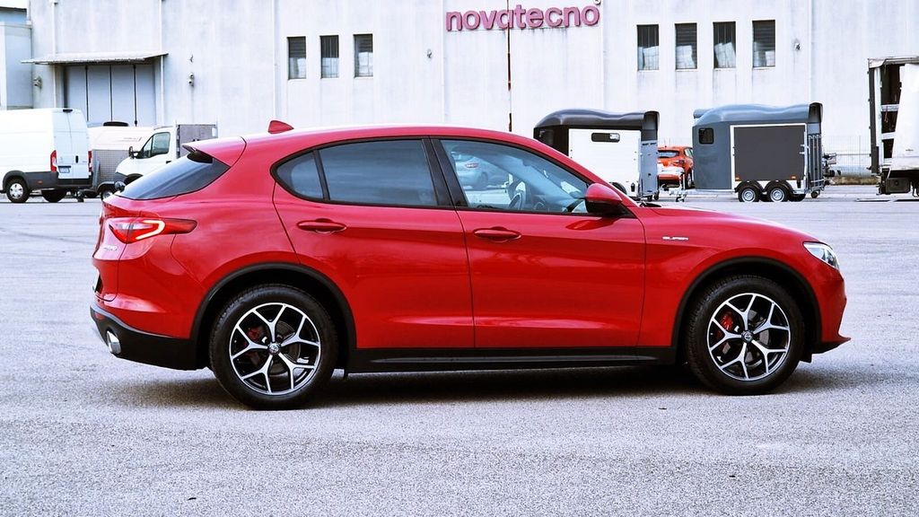 Alfa Romeo Stelvio 2020