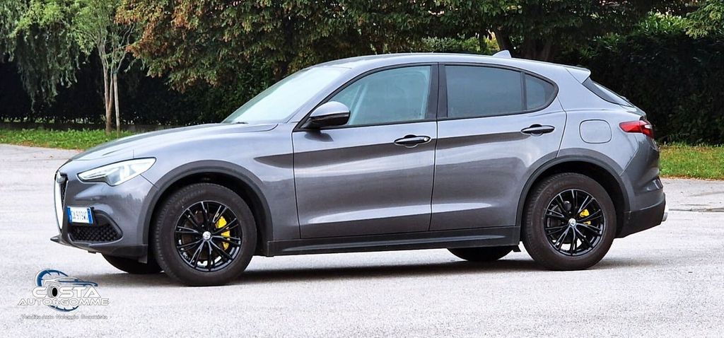 Alfa Romeo Stelvio 2020