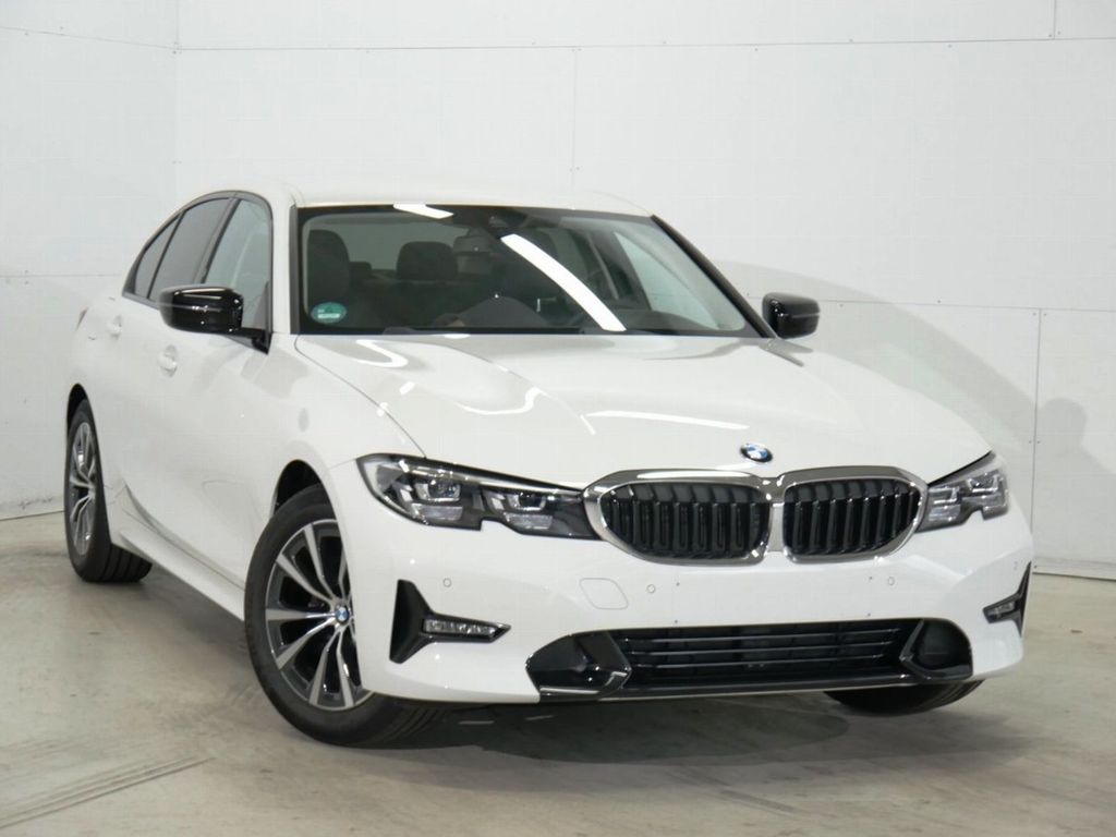 BMW 318 2020