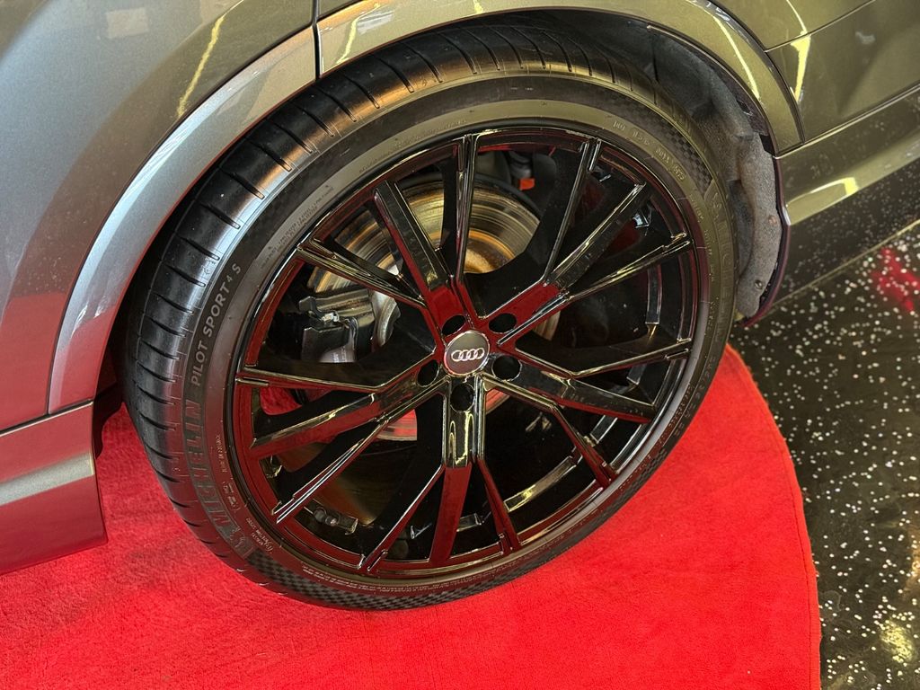 Audi SQ7 2018