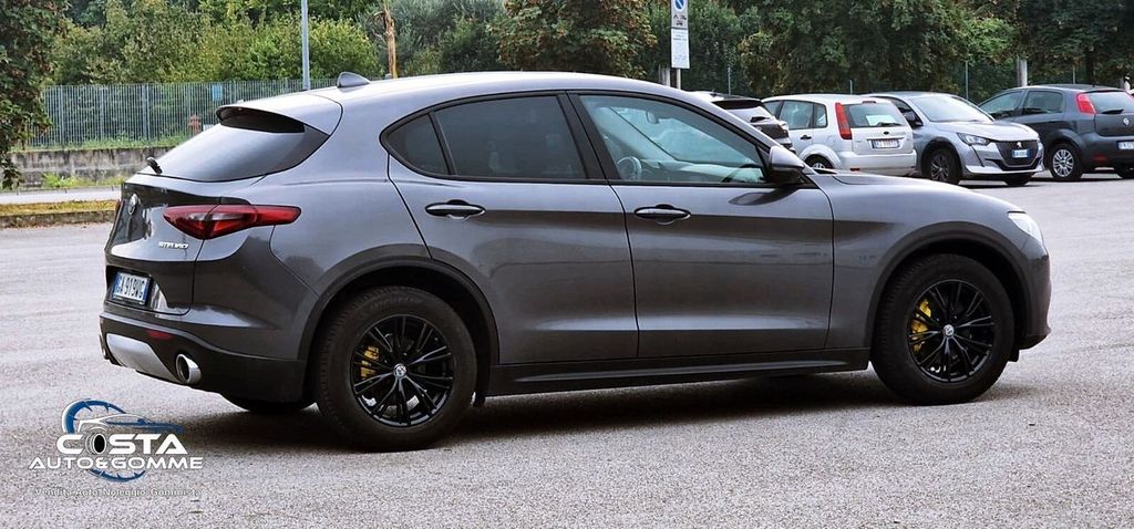 Alfa Romeo Stelvio 2020