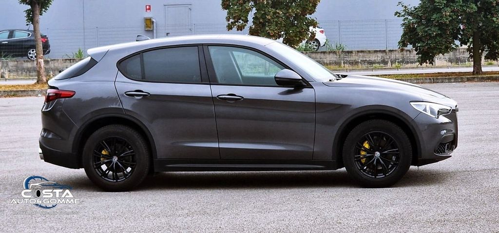 Alfa Romeo Stelvio 2020