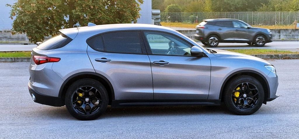 Alfa Romeo Stelvio 2020