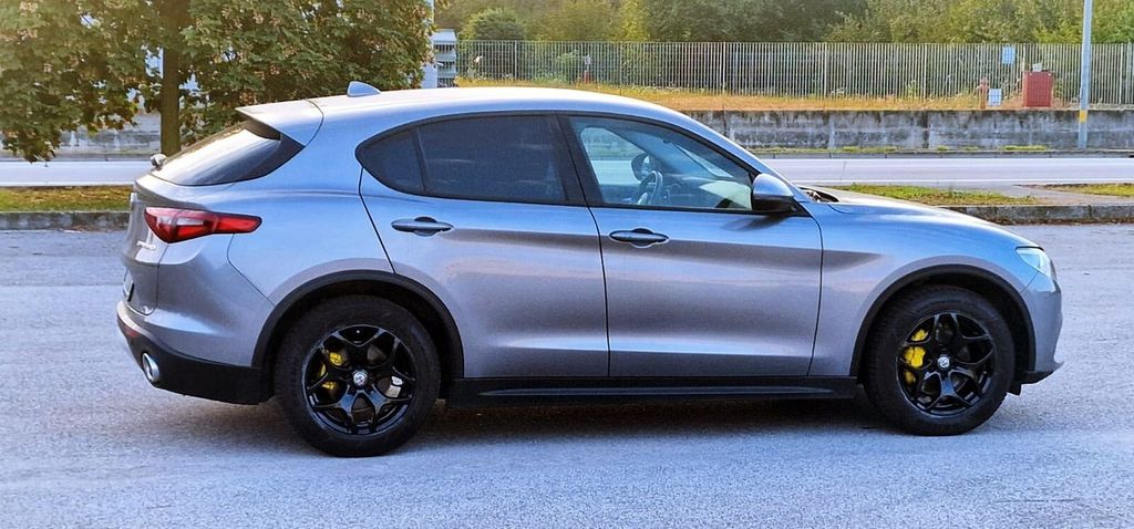Alfa Romeo Stelvio 2020