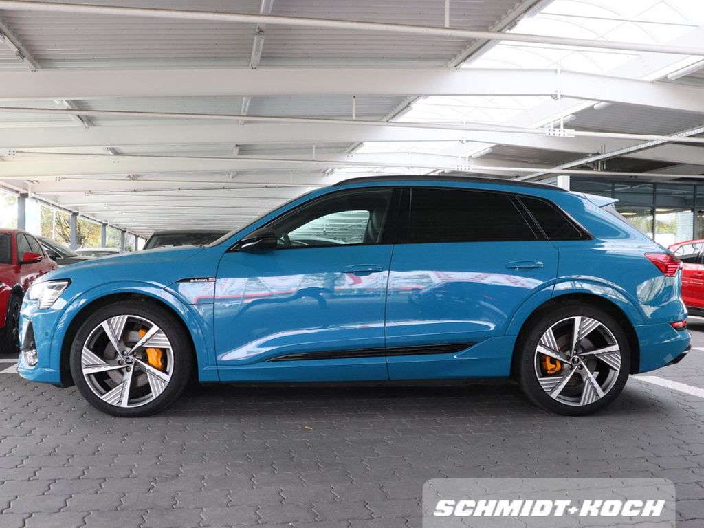 Audi e-tron 2021