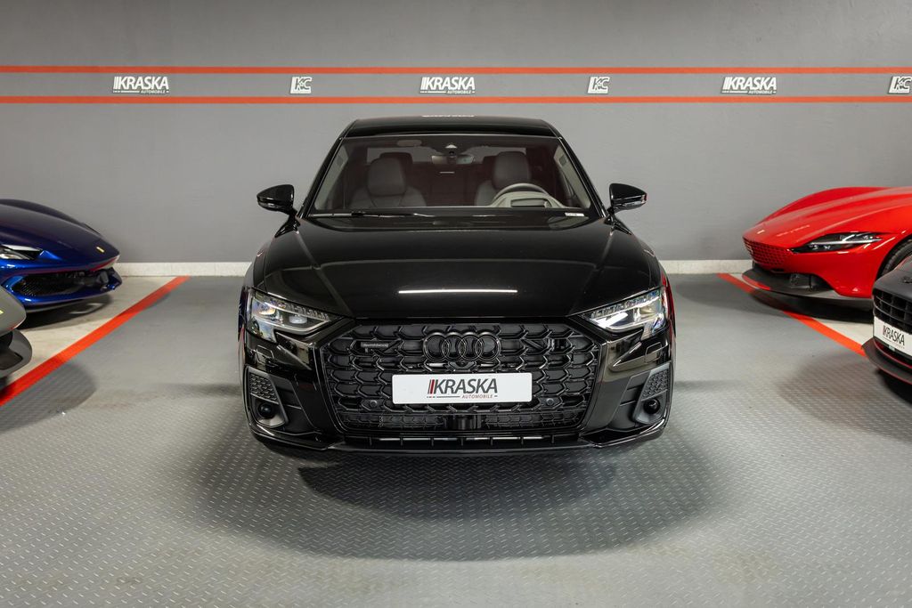 Audi A8 2025
