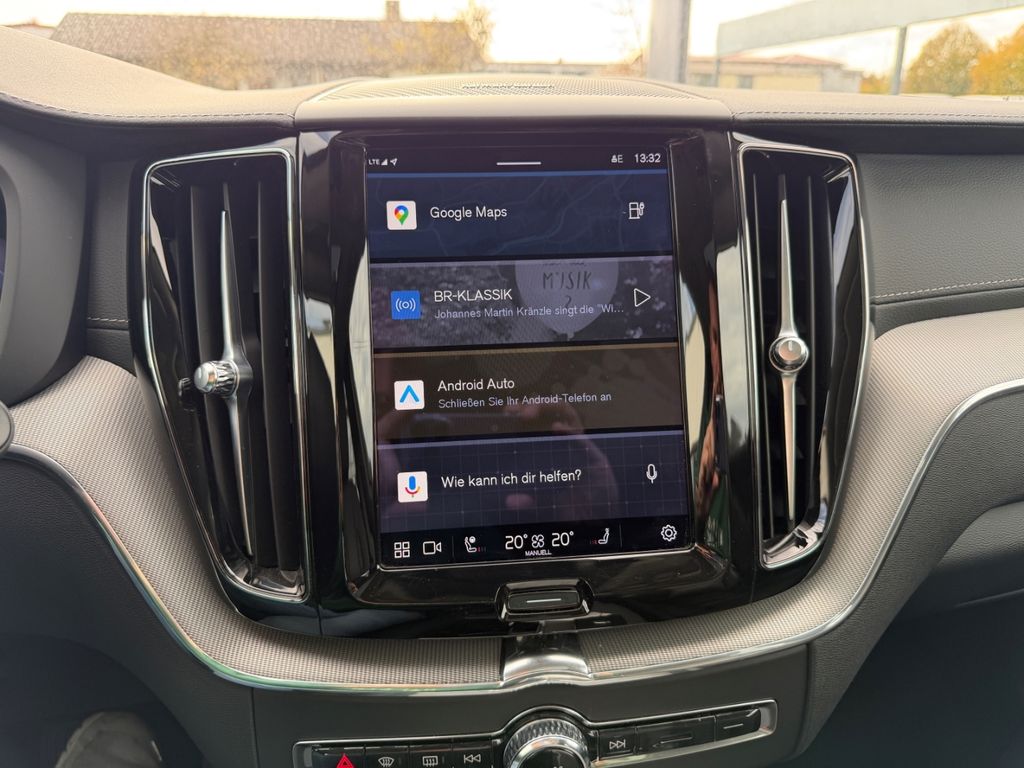 Volvo XC60 2022