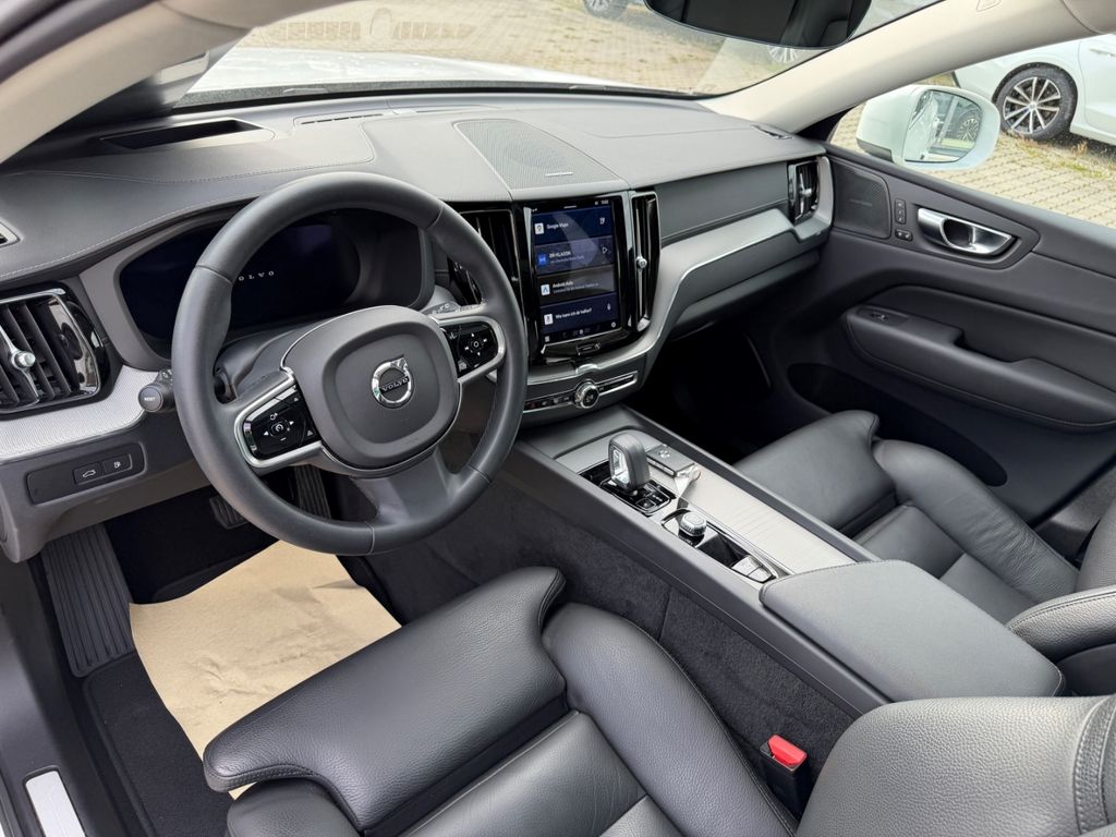 Volvo XC60 2022