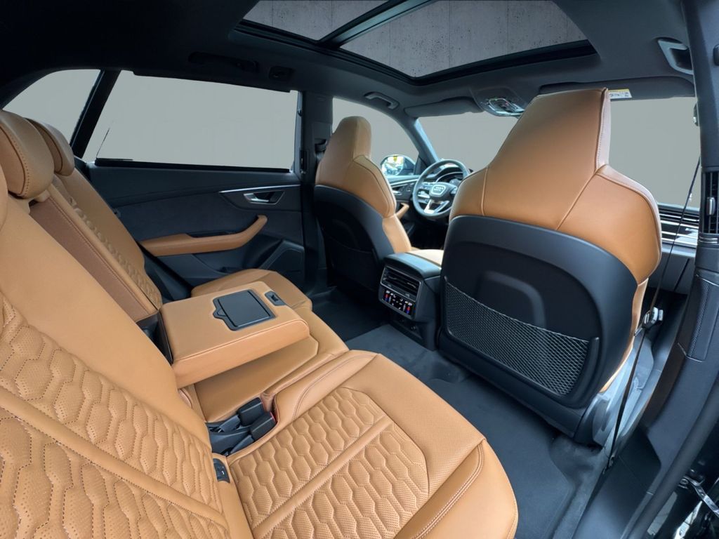 Audi RSQ8 2025
