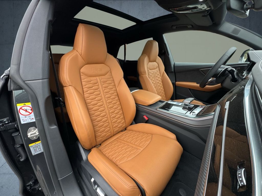 Audi RSQ8 2025
