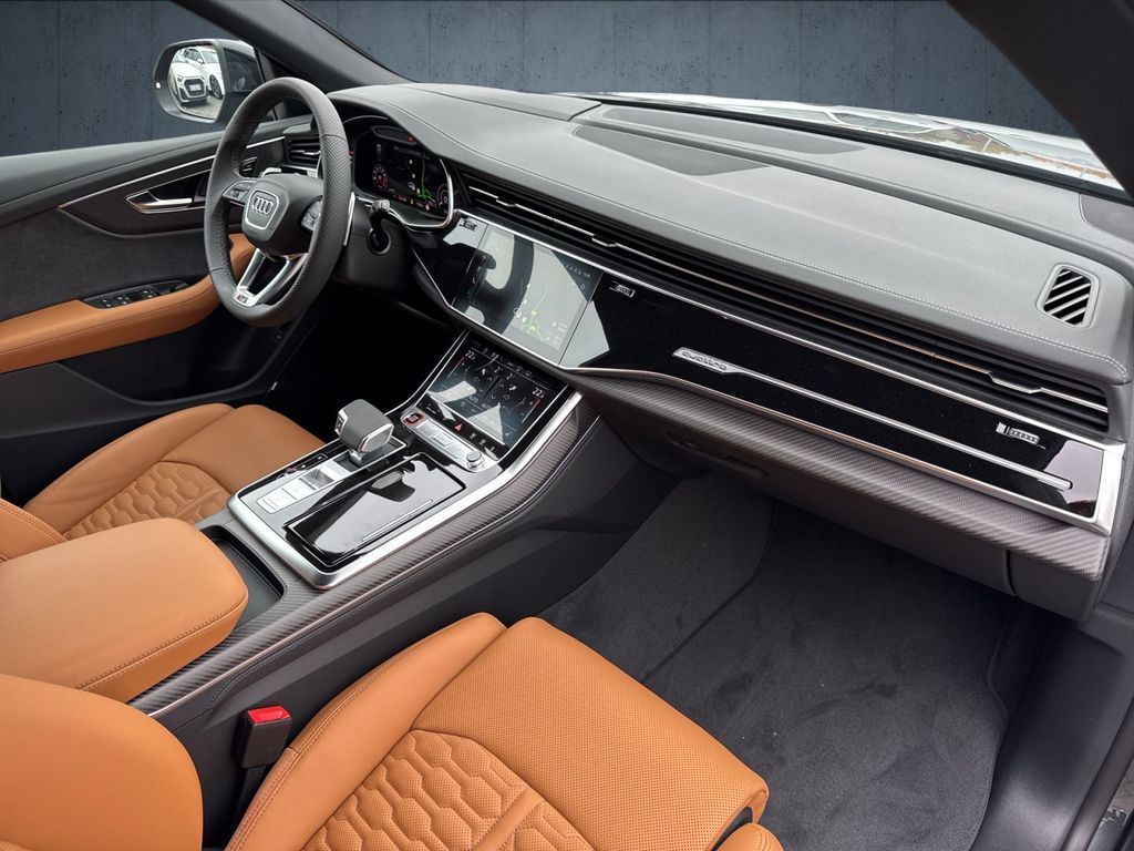 Audi RSQ8 2025