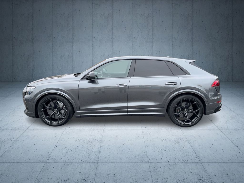 Audi RSQ8 2025