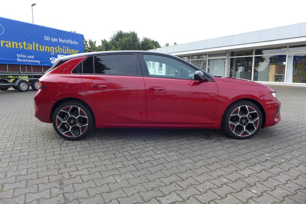 Opel Astra 2022