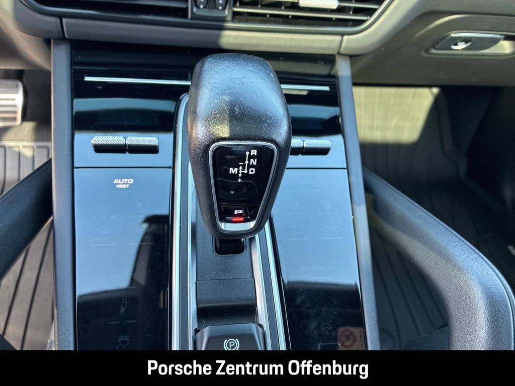 Porsche Cayenne 2020