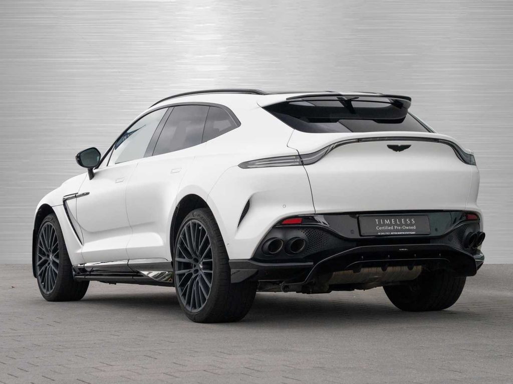 Aston Martin DBX 2023