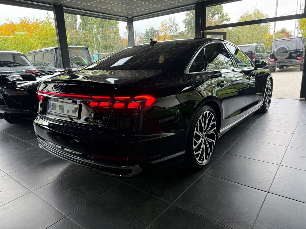 Audi A8 2025