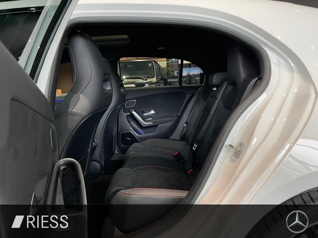 Mercedes-Benz A 250 2025