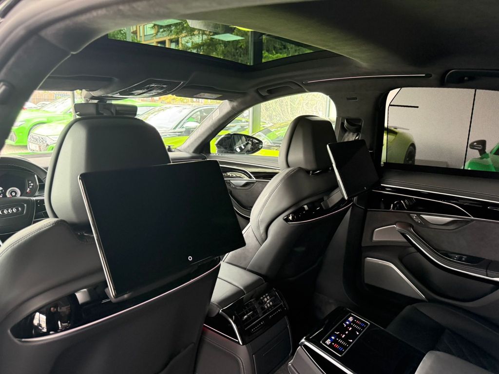 Audi A8 2025
