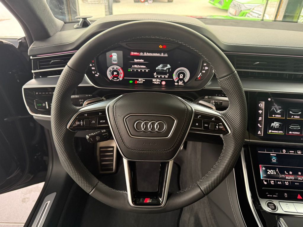 Audi A8 2025