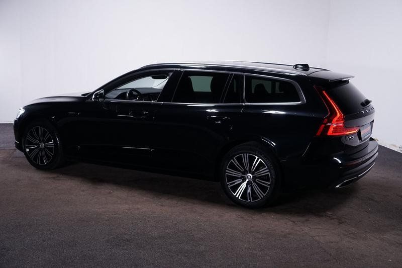 Volvo V60 2022