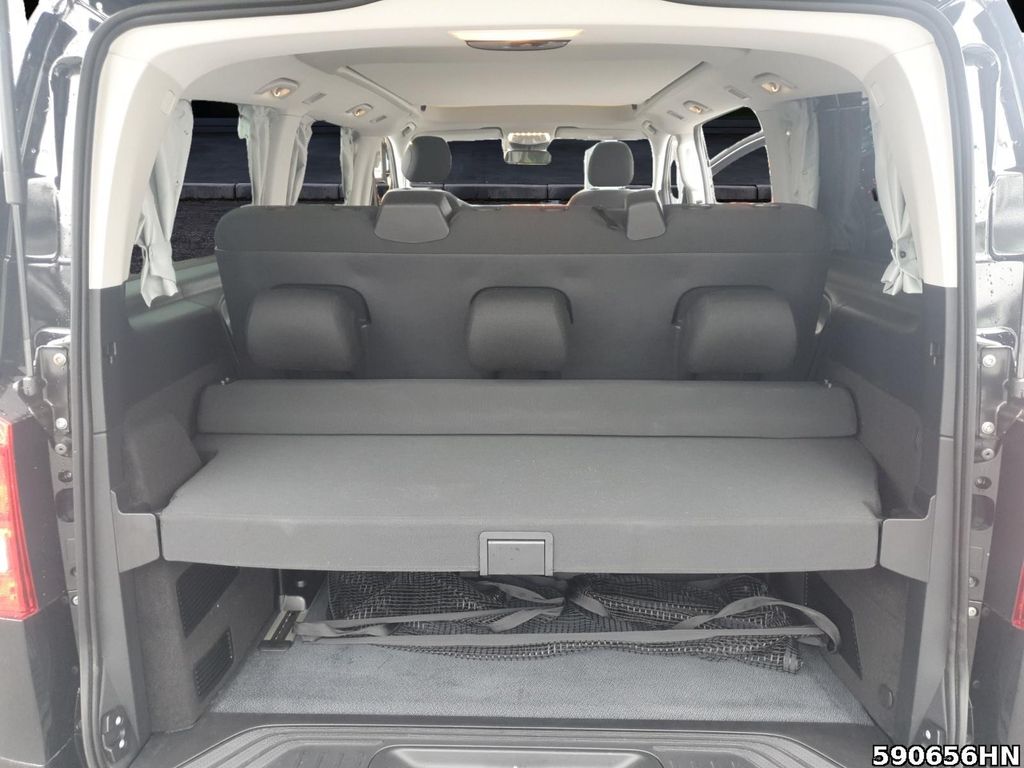 Mercedes-Benz V 220 2024