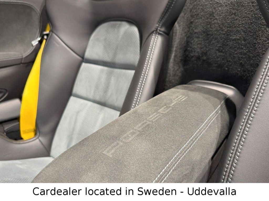 Porsche Boxster 2024