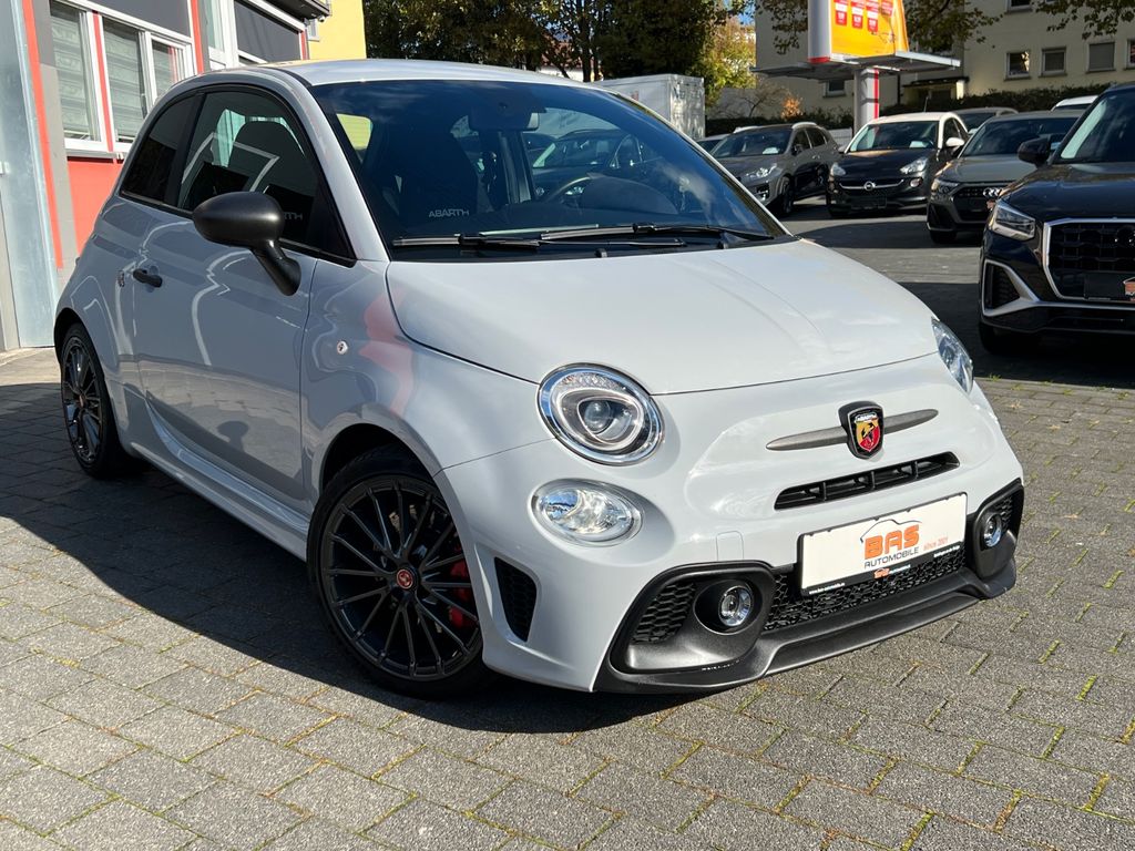 Abarth 695 2022