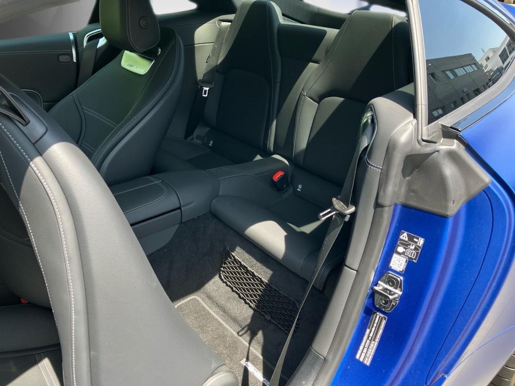 Mercedes-Benz AMG GT 2025