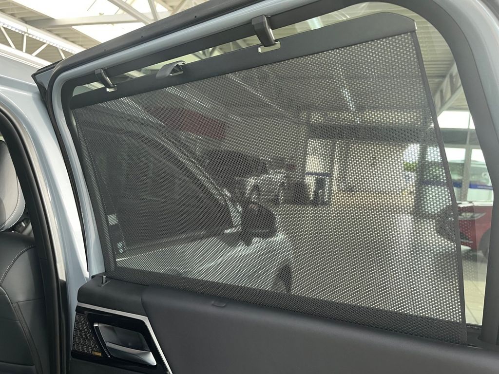 Mitsubishi Outlander 2025