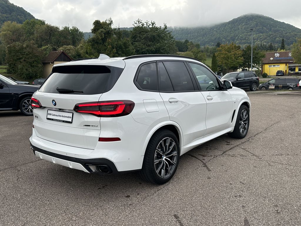 BMW X5 2022