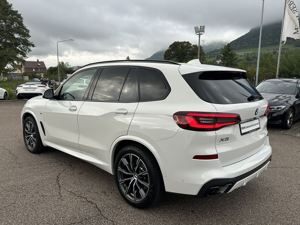 BMW X5 2022