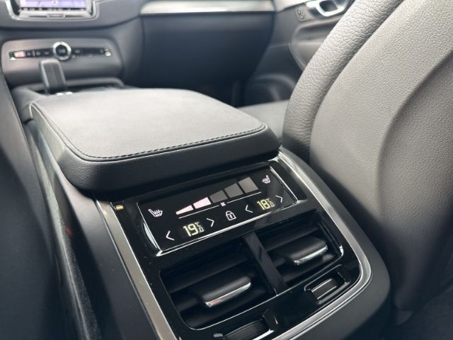 Volvo XC90 2022
