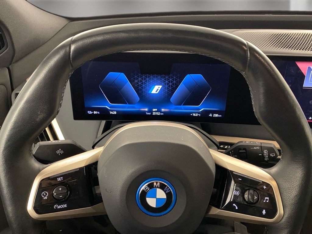BMW iX 2022