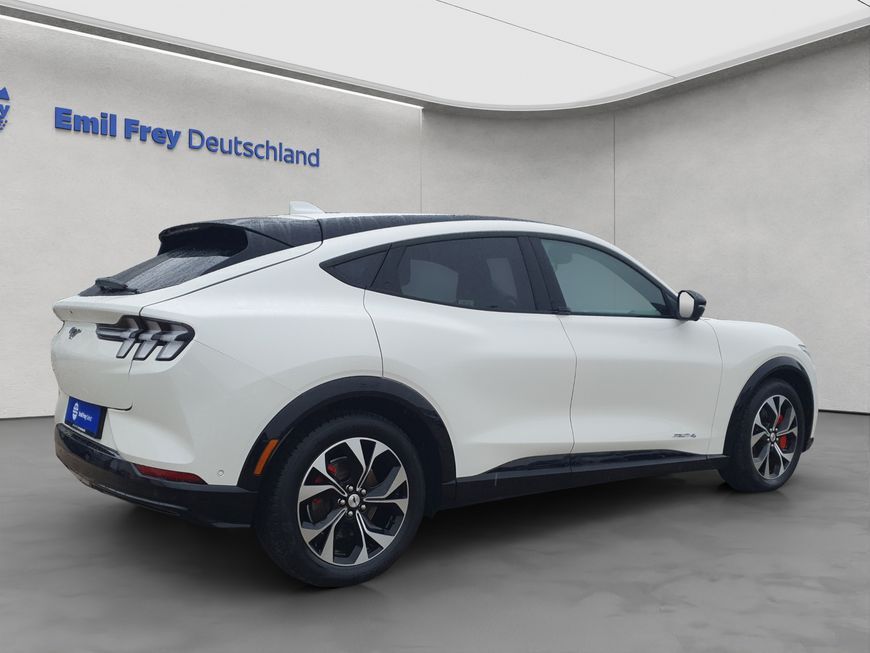 Ford Mustang Mach-E 2022