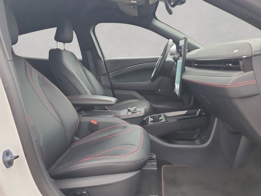 Ford Mustang Mach-E 2022