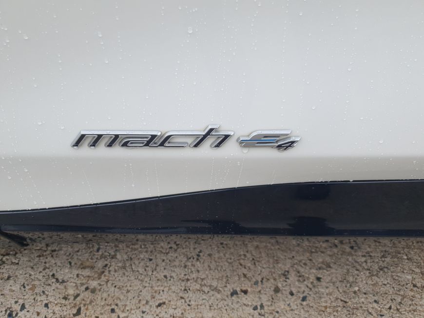 Ford Mustang Mach-E 2022