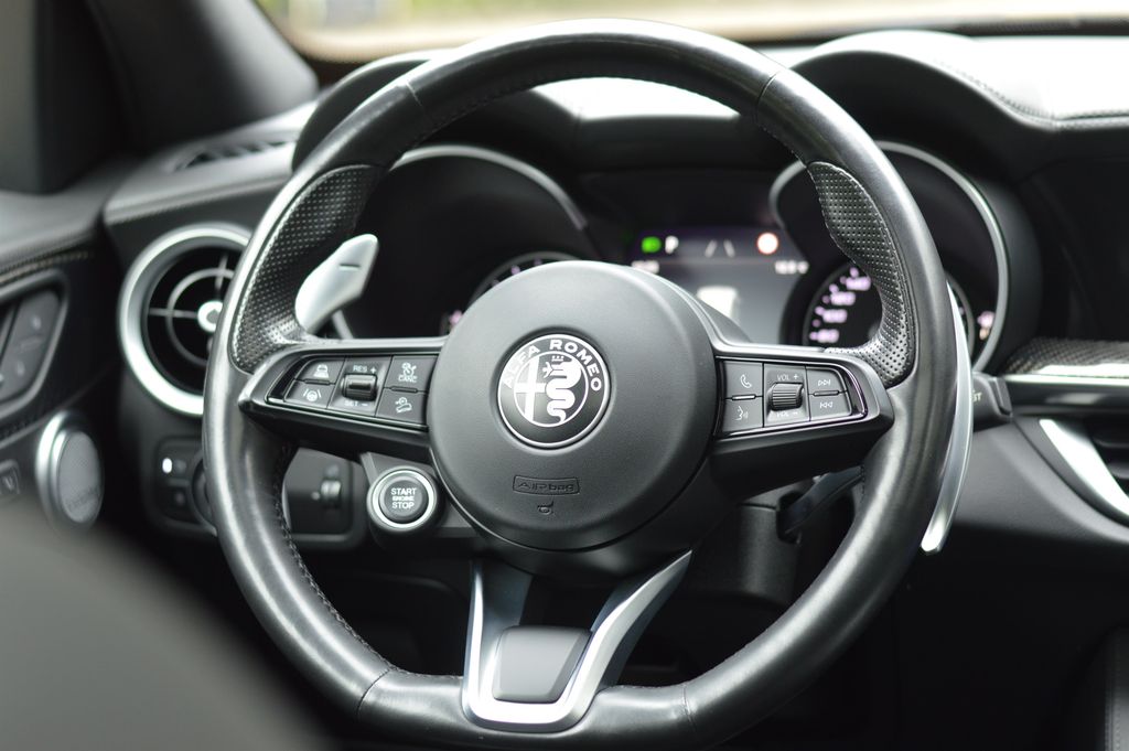 Alfa Romeo Stelvio 2022