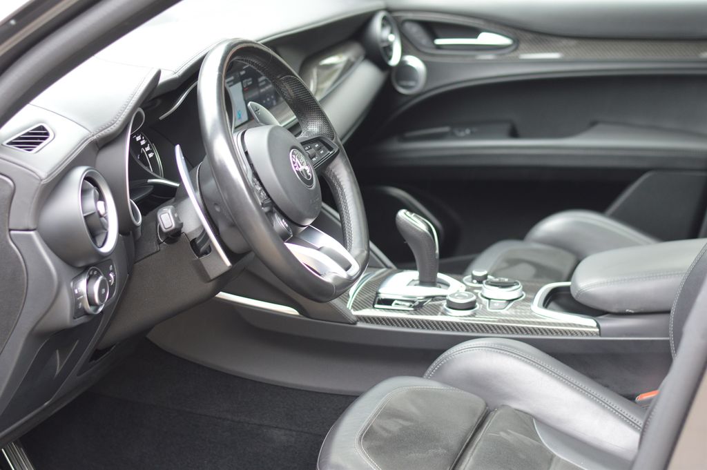 Alfa Romeo Stelvio 2022