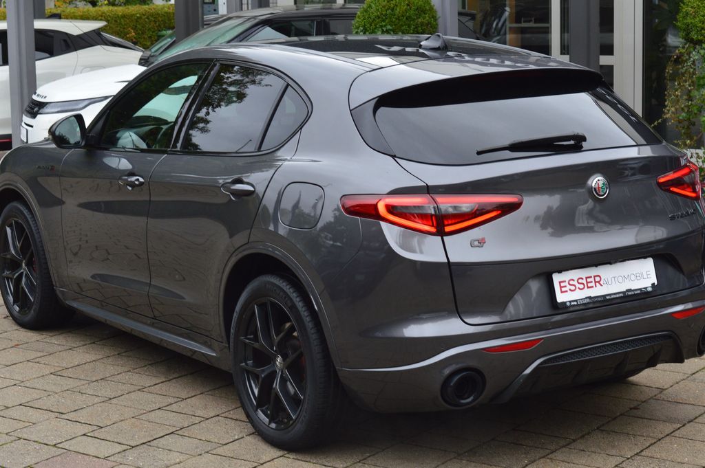 Alfa Romeo Stelvio 2022