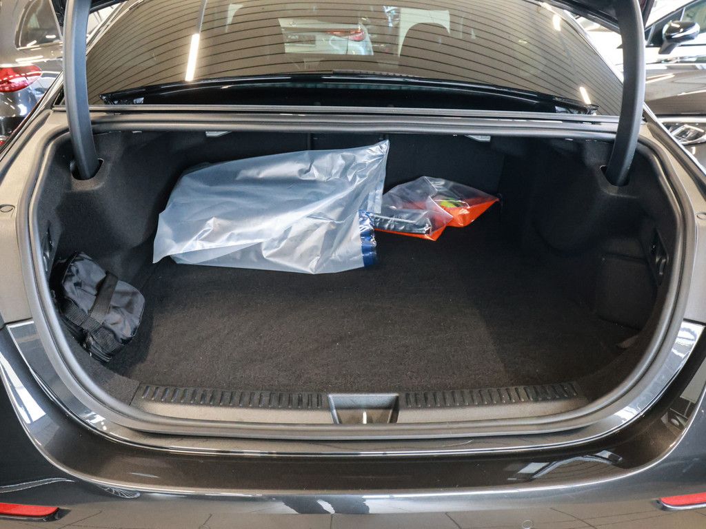 Mercedes-Benz E 300 2024