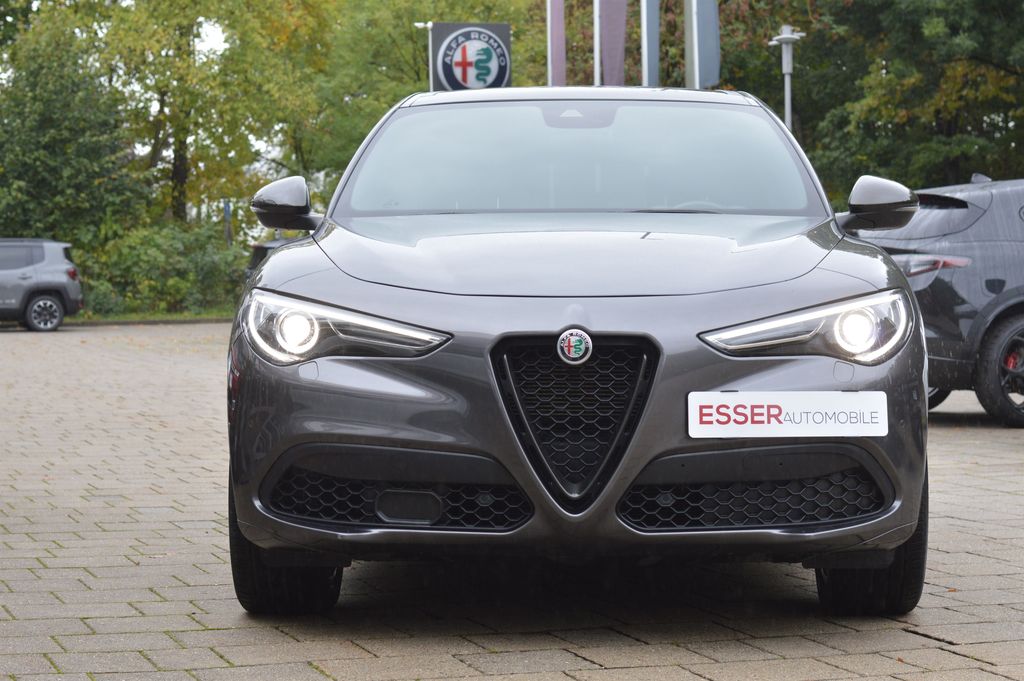 Alfa Romeo Stelvio 2022
