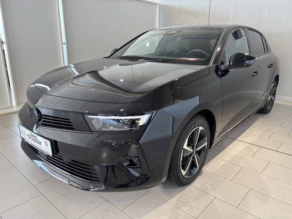 Opel Astra 2025